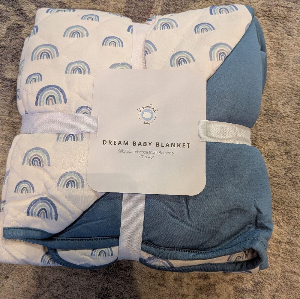 Dream Baby Blanket - Blue and White
